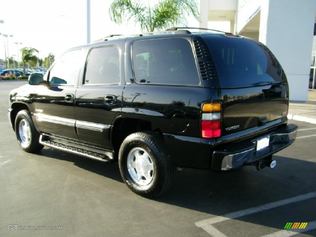 2004 Yukon SLT - Onyx Black / Neutral/Shale photo #3