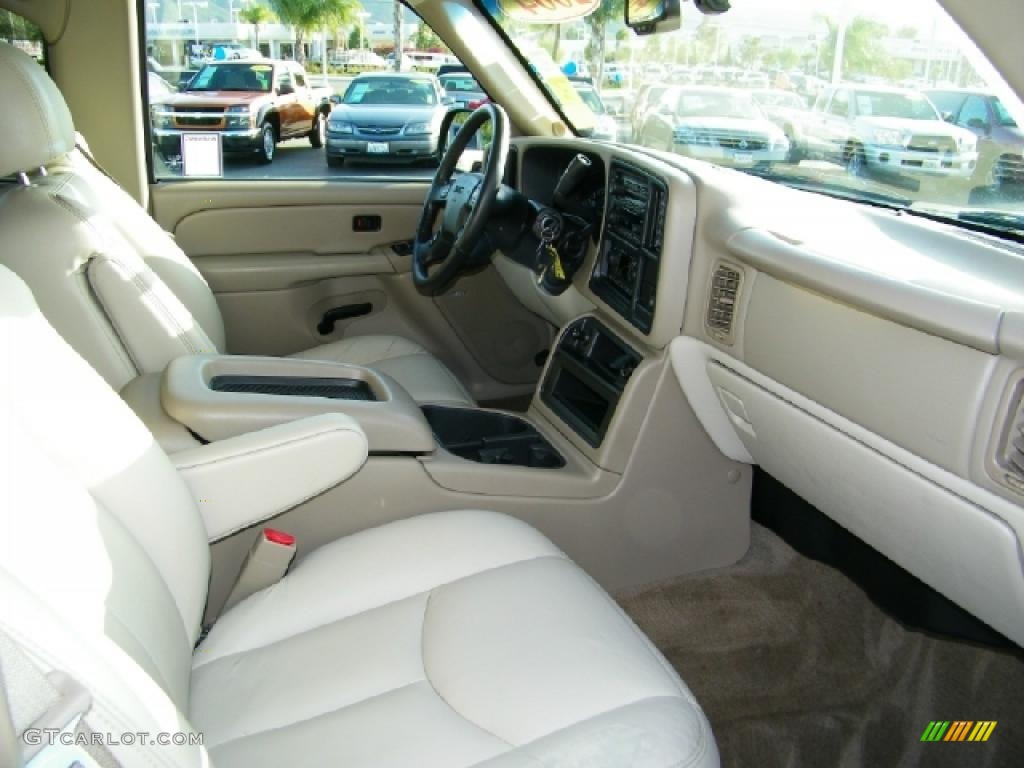 2004 Yukon SLT - Onyx Black / Neutral/Shale photo #11