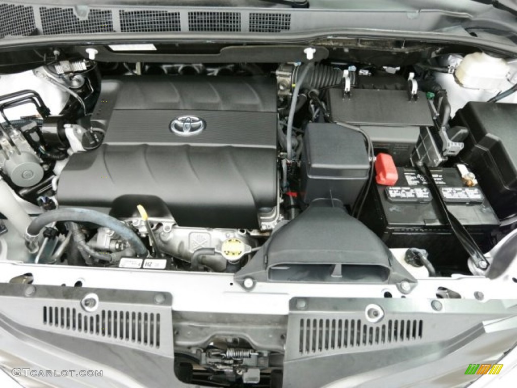 2012 Sienna LE - Silver Sky Metallic / Light Gray photo #11