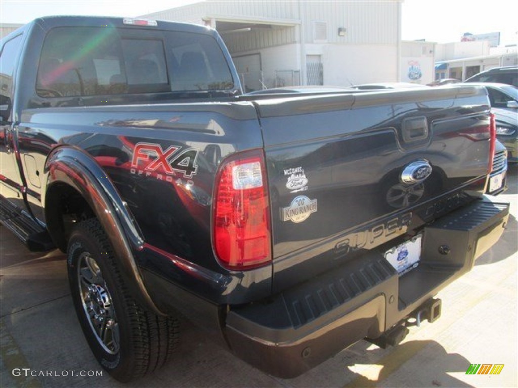 2015 F250 Super Duty Lariat Crew Cab 4x4 - Blue Jeans / Adobe photo #9