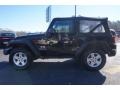 Black - Wrangler X 4x4 Photo No. 4