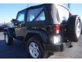 Black - Wrangler X 4x4 Photo No. 5