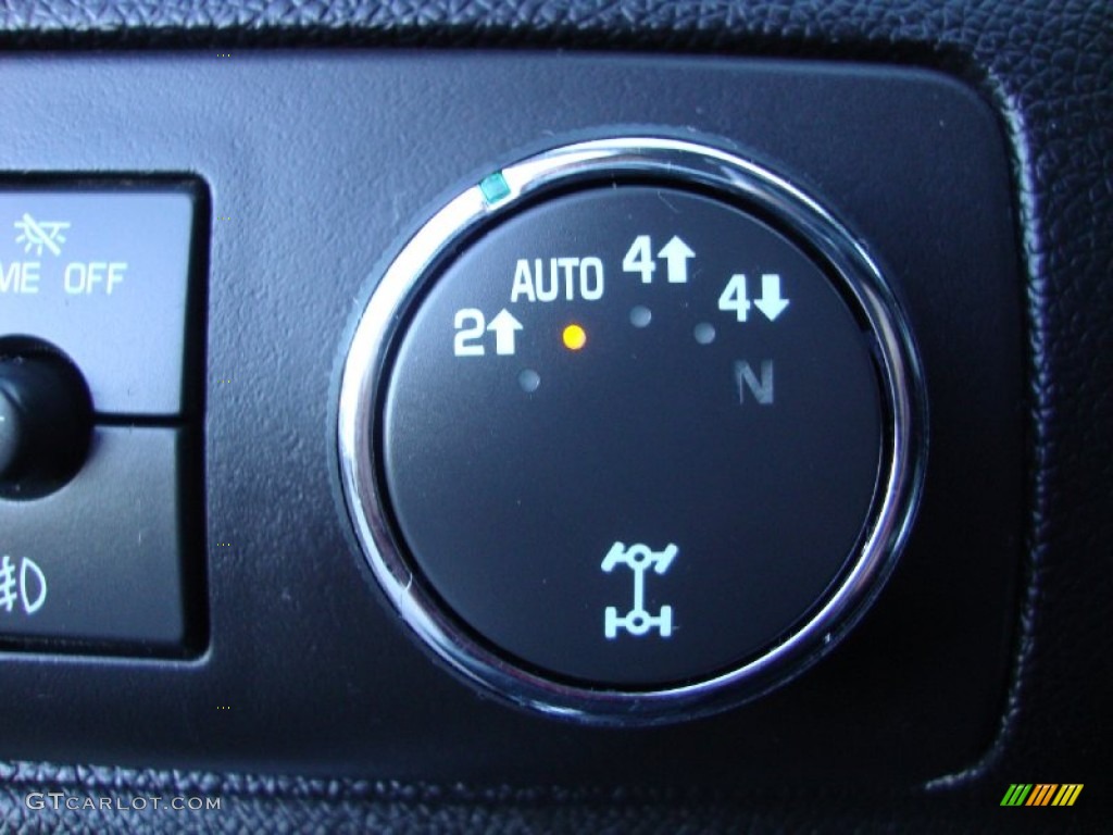 2013 Tahoe LTZ 4x4 - Summit White / Ebony photo #27