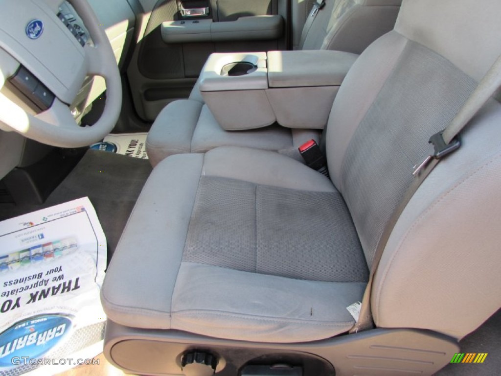 2004 F150 XLT Regular Cab 4x4 - Bright Red / Medium/Dark Flint photo #22
