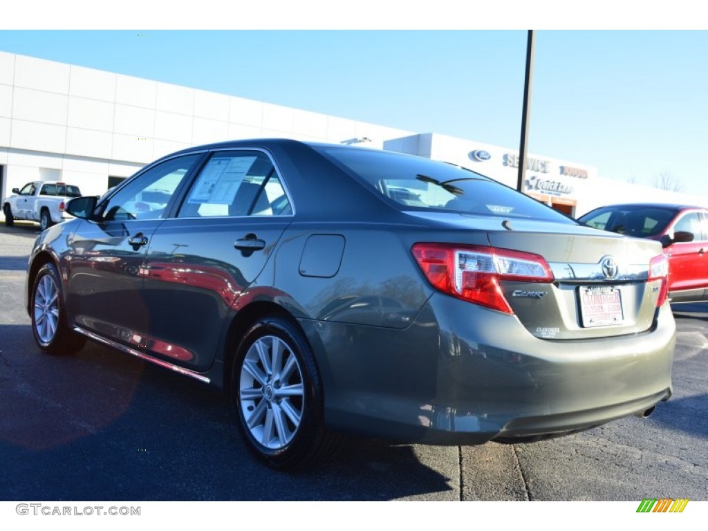 2012 Camry XLE - Cypress Green Pearl / Ash photo #5