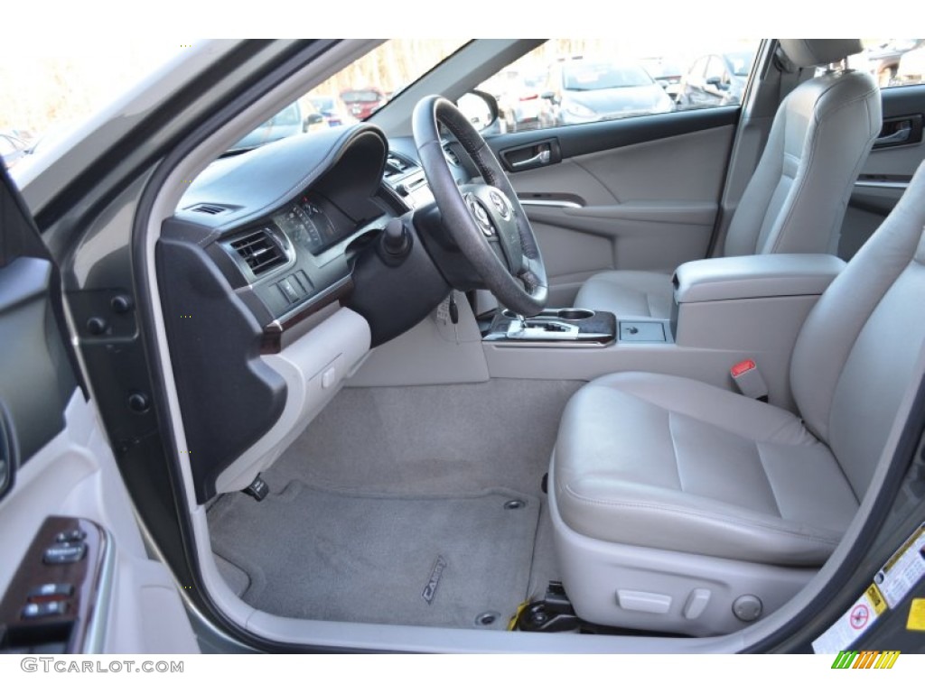 2012 Camry XLE - Cypress Green Pearl / Ash photo #9