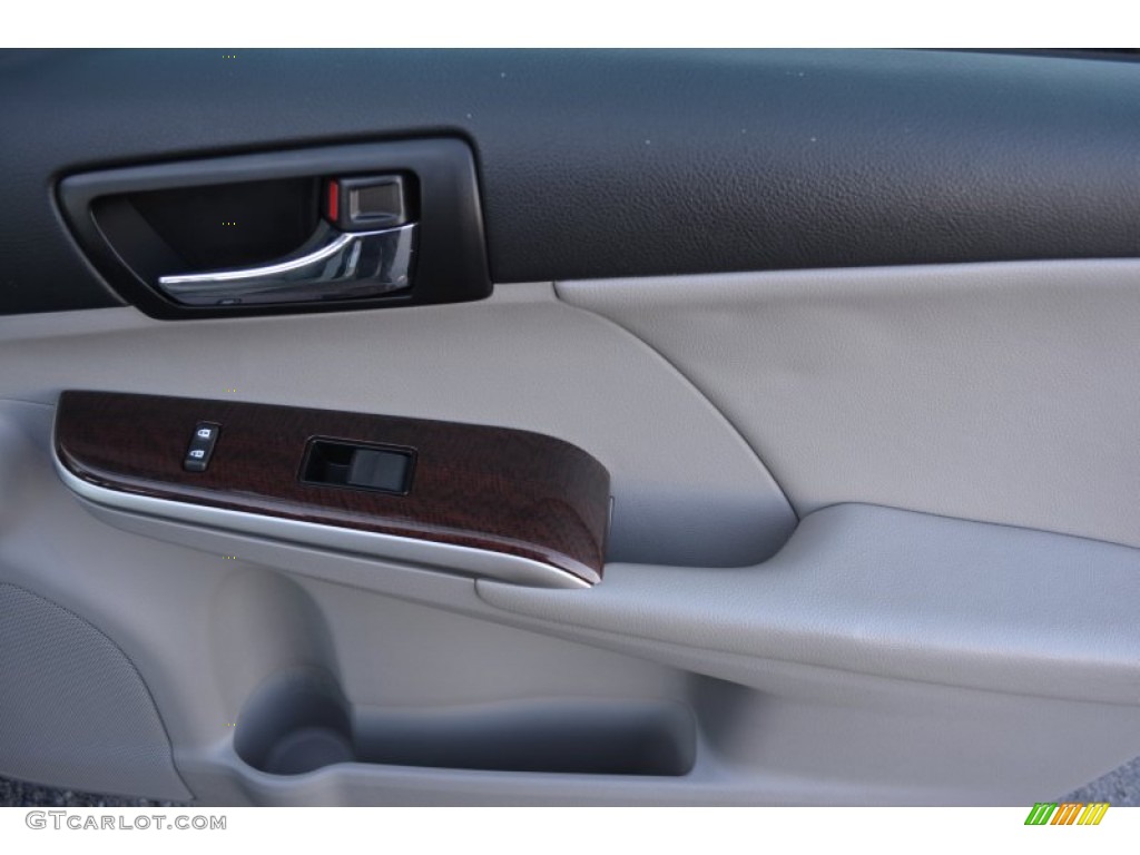 2012 Camry XLE - Cypress Green Pearl / Ash photo #15