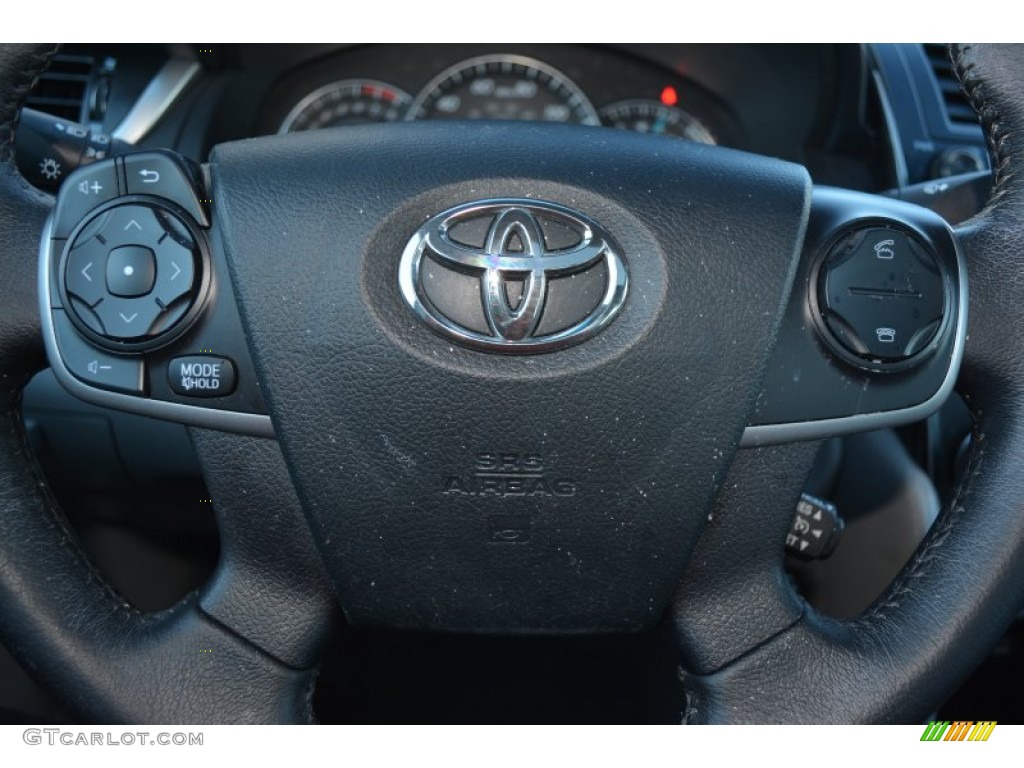 2012 Camry XLE - Cypress Green Pearl / Ash photo #24