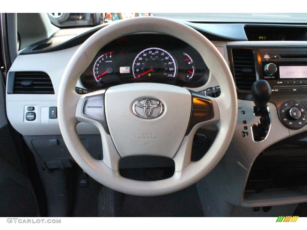 2011 Sienna V6 - Silver Sky Metallic / Light Gray photo #16