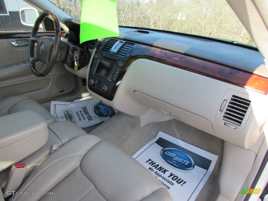 2006 DTS Luxury - White Lightning / Shale photo #22