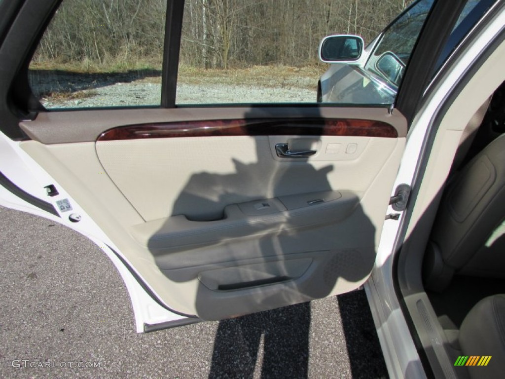 2006 DTS Luxury - White Lightning / Shale photo #23
