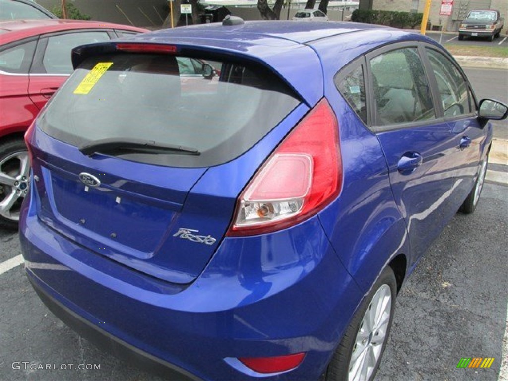 2014 Fiesta SE Hatchback - Performance Blue / Charcoal Black photo #4