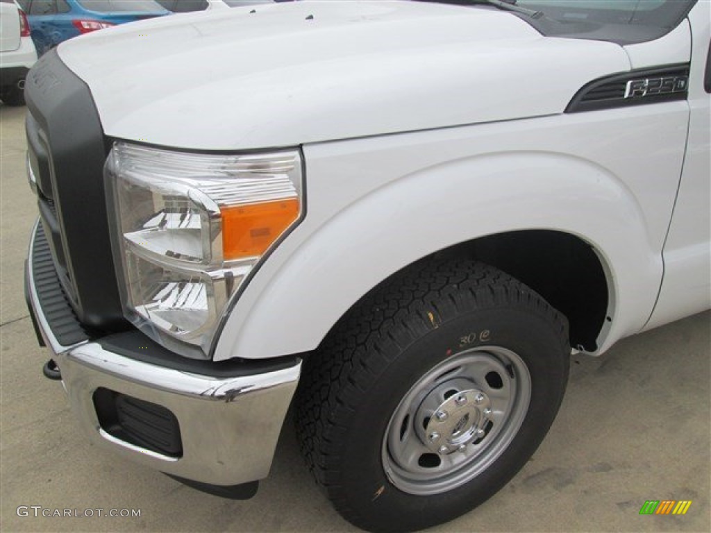 2015 F250 Super Duty XL Crew Cab - Oxford White / Steel photo #17