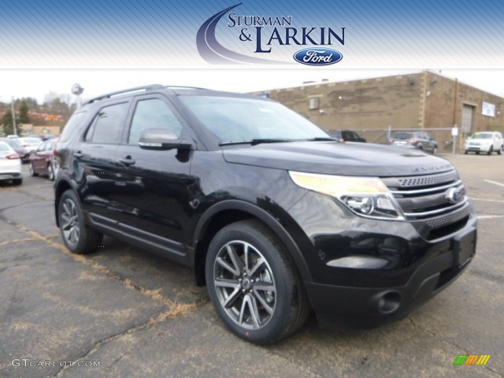 2015 Explorer XLT 4WD - Tuxedo Black / Charcoal Black photo #1