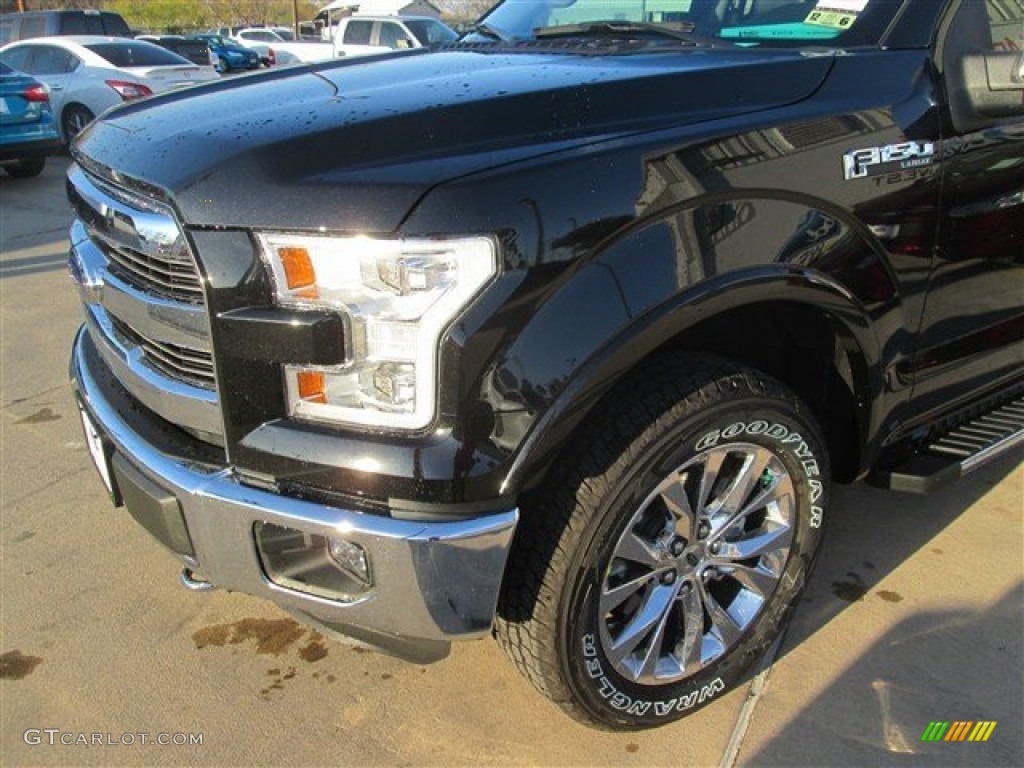 2015 F150 Lariat SuperCrew 4x4 - Tuxedo Black Metallic / Black photo #5