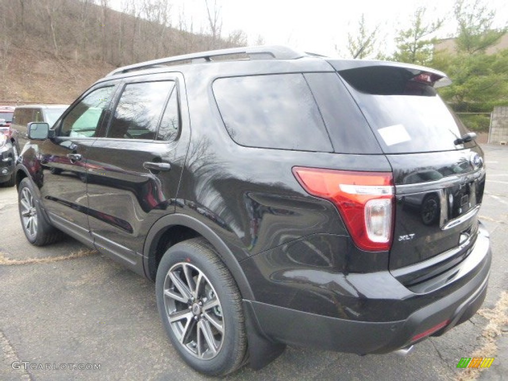 2015 Explorer XLT 4WD - Tuxedo Black / Charcoal Black photo #4