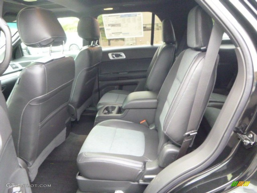 2015 Explorer XLT 4WD - Tuxedo Black / Charcoal Black photo #9