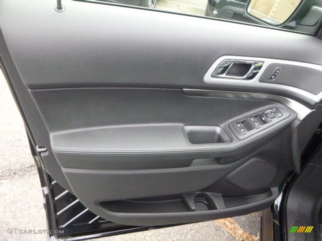2015 Explorer XLT 4WD - Tuxedo Black / Charcoal Black photo #10