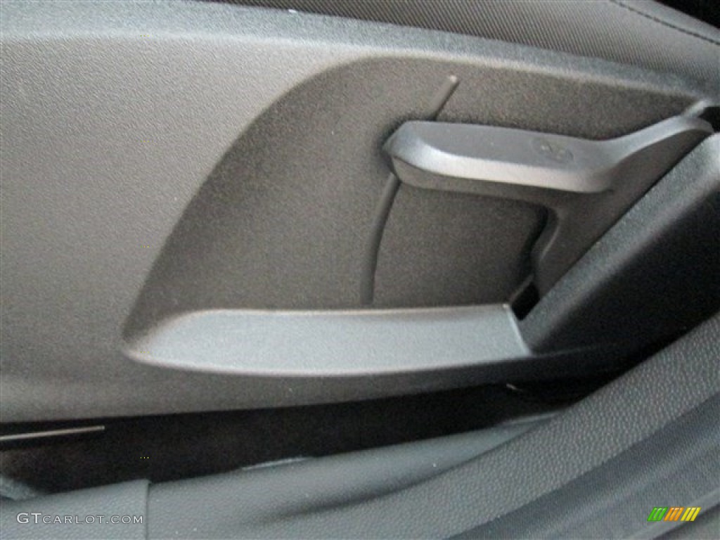 2015 Fiesta SE Sedan - Ingot Silver Metallic / Charcoal Black photo #15