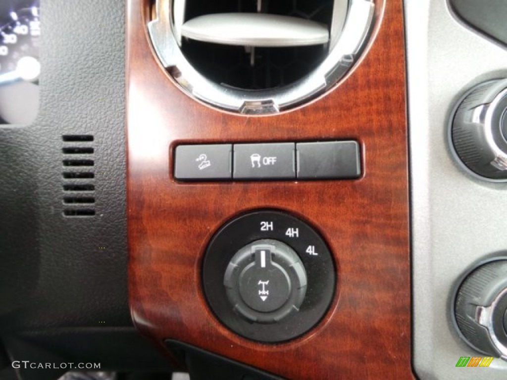 2014 F350 Super Duty King Ranch Crew Cab 4x4 - Tuxedo Black Metallic / King Ranch Chaparral Leather photo #26