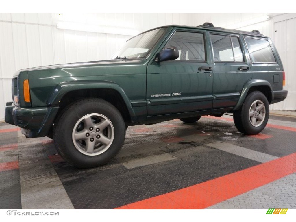 1999 Cherokee Classic 4x4 - Forest Green Pearl / Camel photo #2