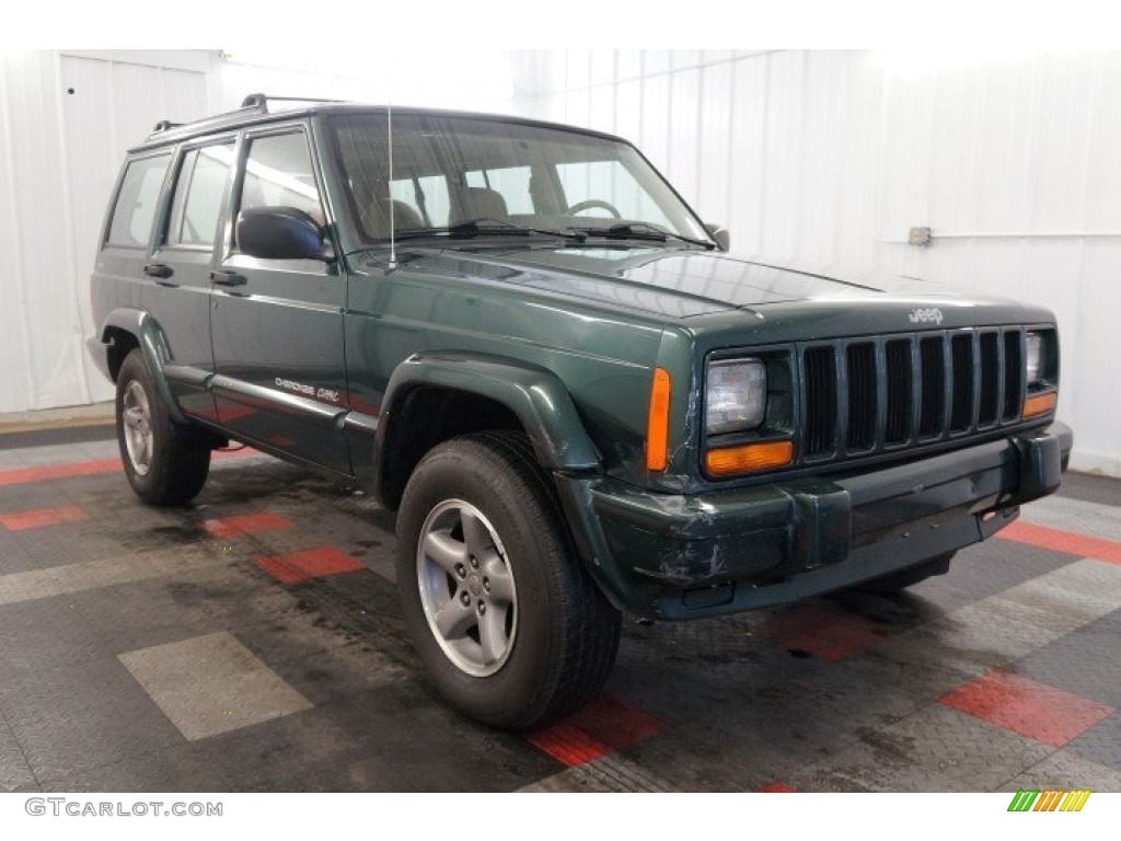 1999 Cherokee Classic 4x4 - Forest Green Pearl / Camel photo #5