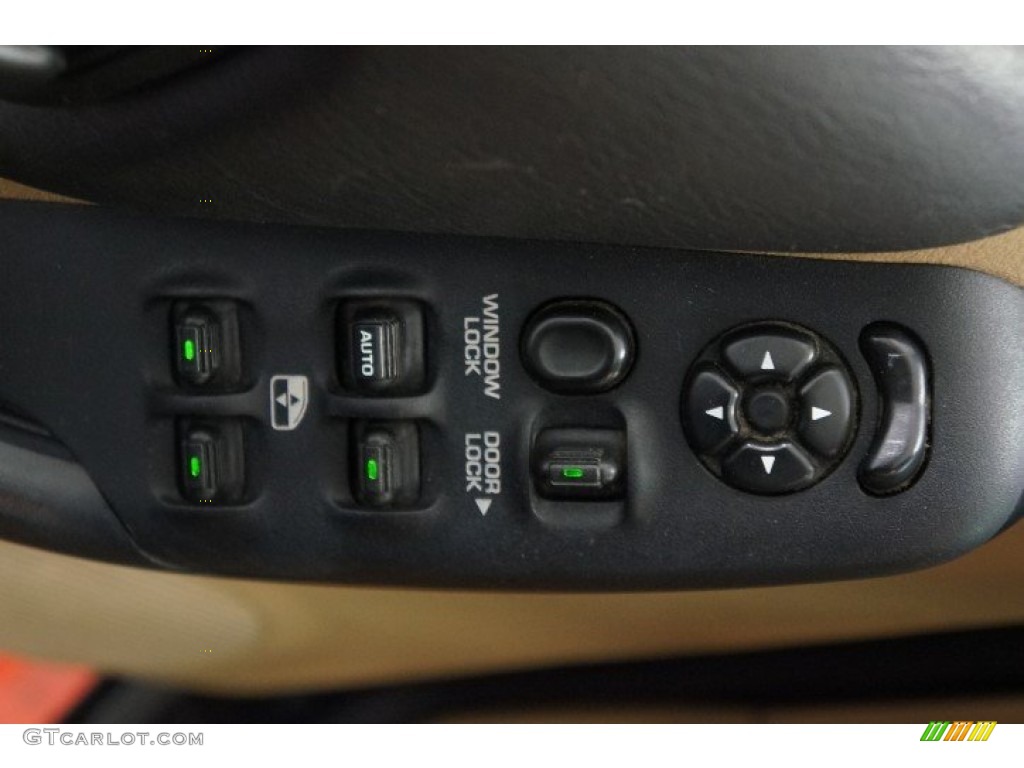 1999 Cherokee Classic 4x4 - Forest Green Pearl / Camel photo #13