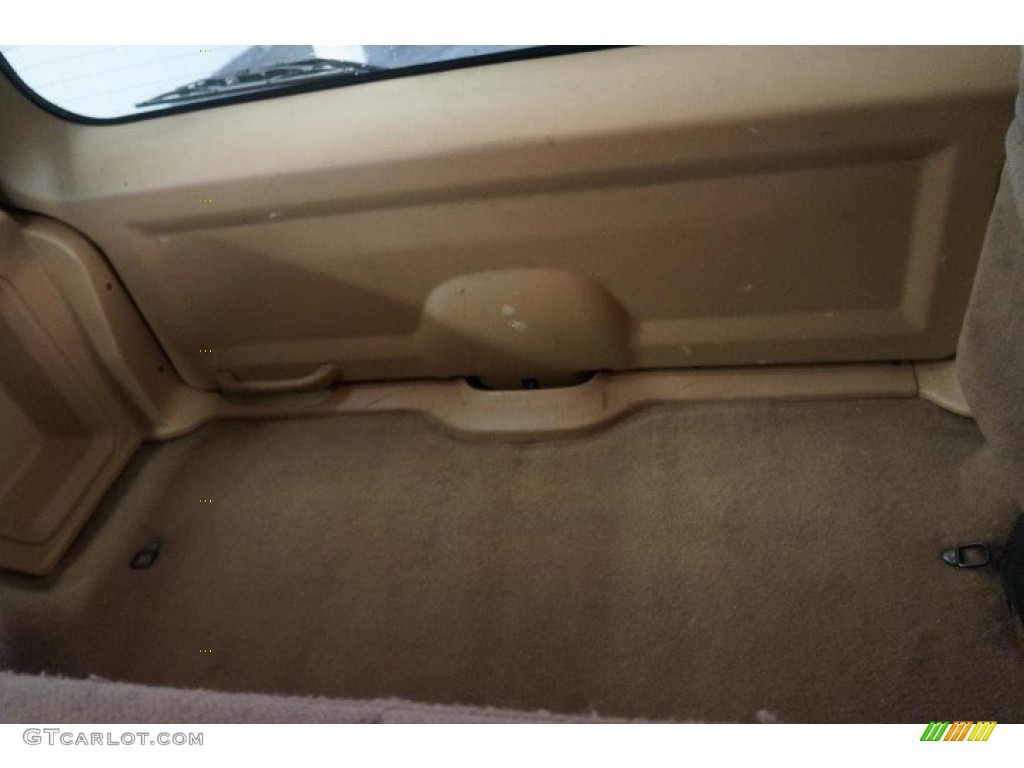 1999 Cherokee Classic 4x4 - Forest Green Pearl / Camel photo #18