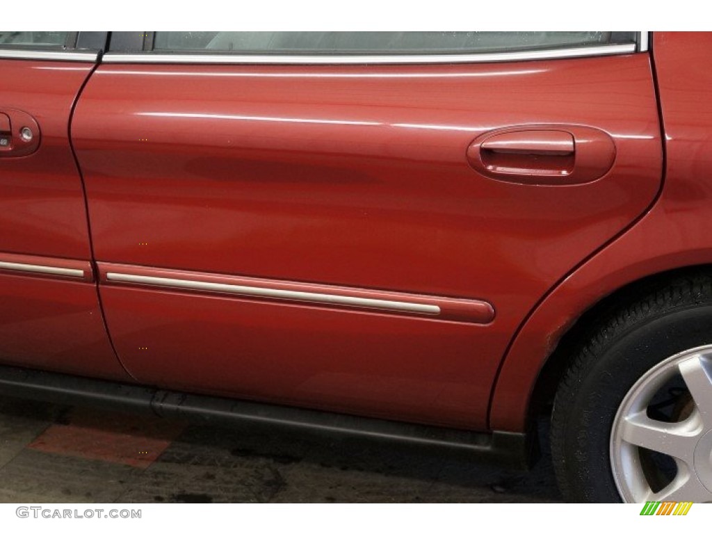 2003 Sable LS Premium Sedan - Matador Red Metallic / Medium Graphite photo #65