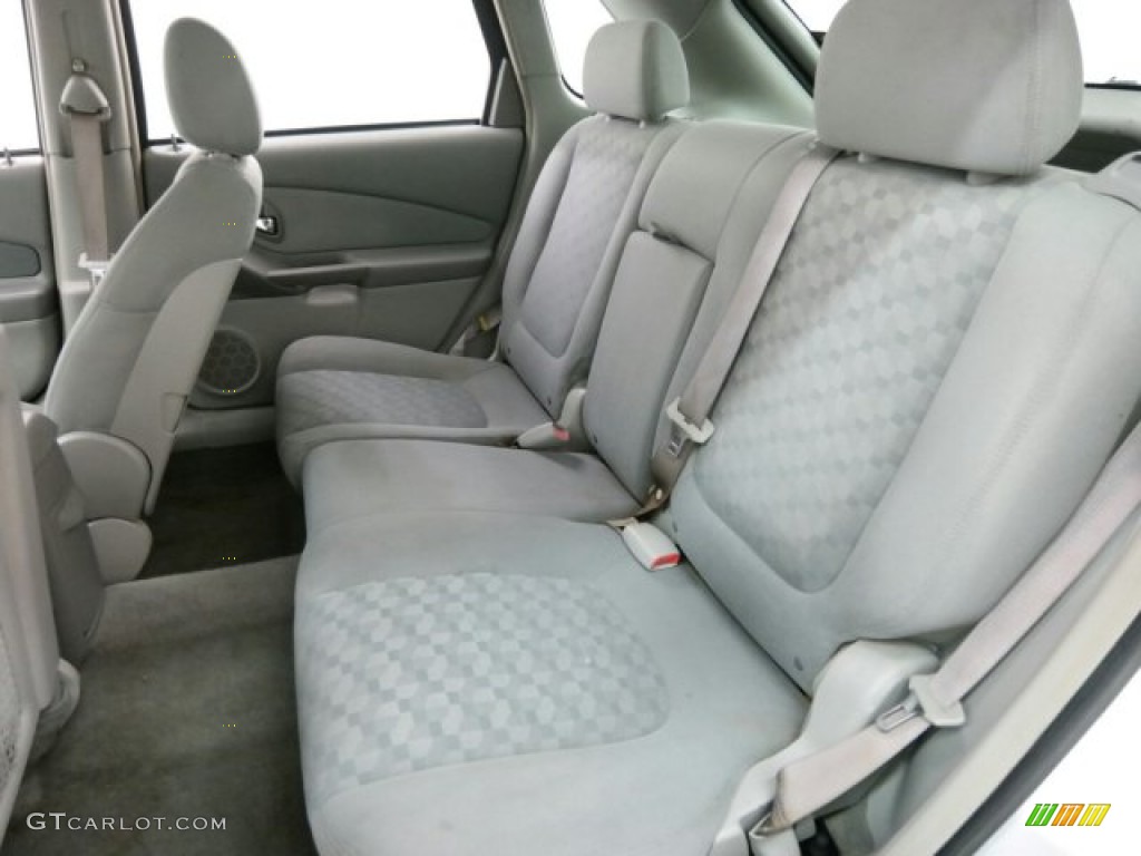 2005 Chevrolet Malibu Maxx LS Wagon Rear Seat Photos