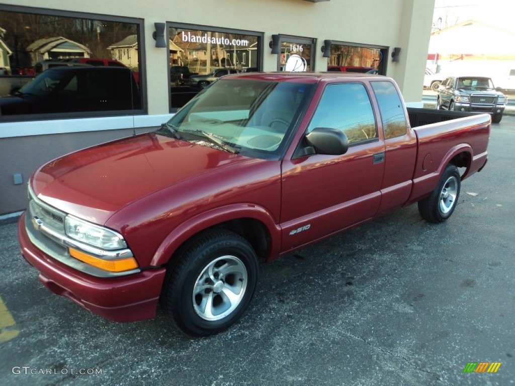 Dark Cherry Red Metallic Chevrolet S10