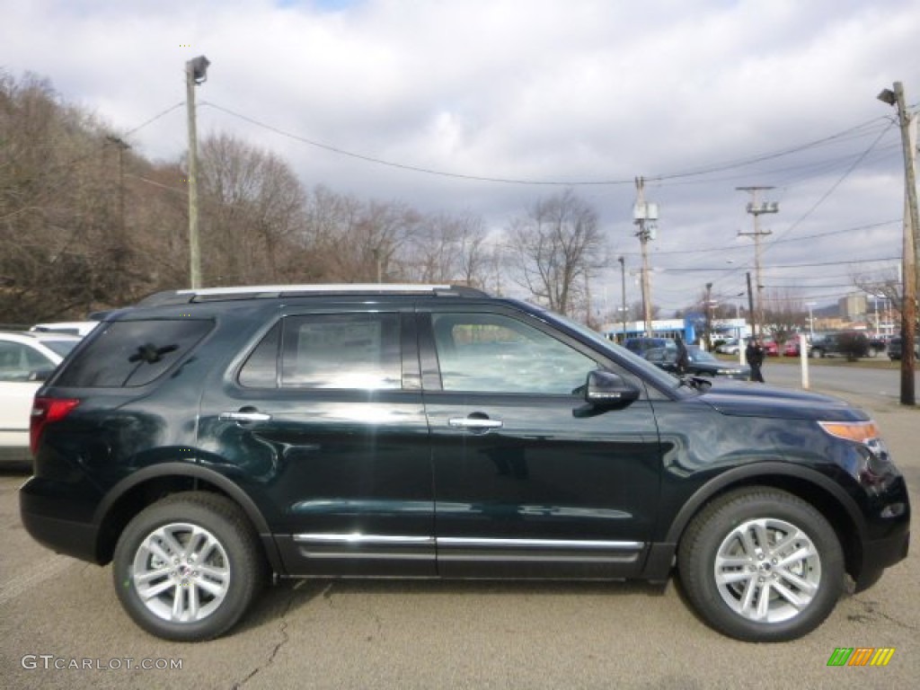 2015 Explorer XLT 4WD - Dark Side / Medium Light Stone photo #1