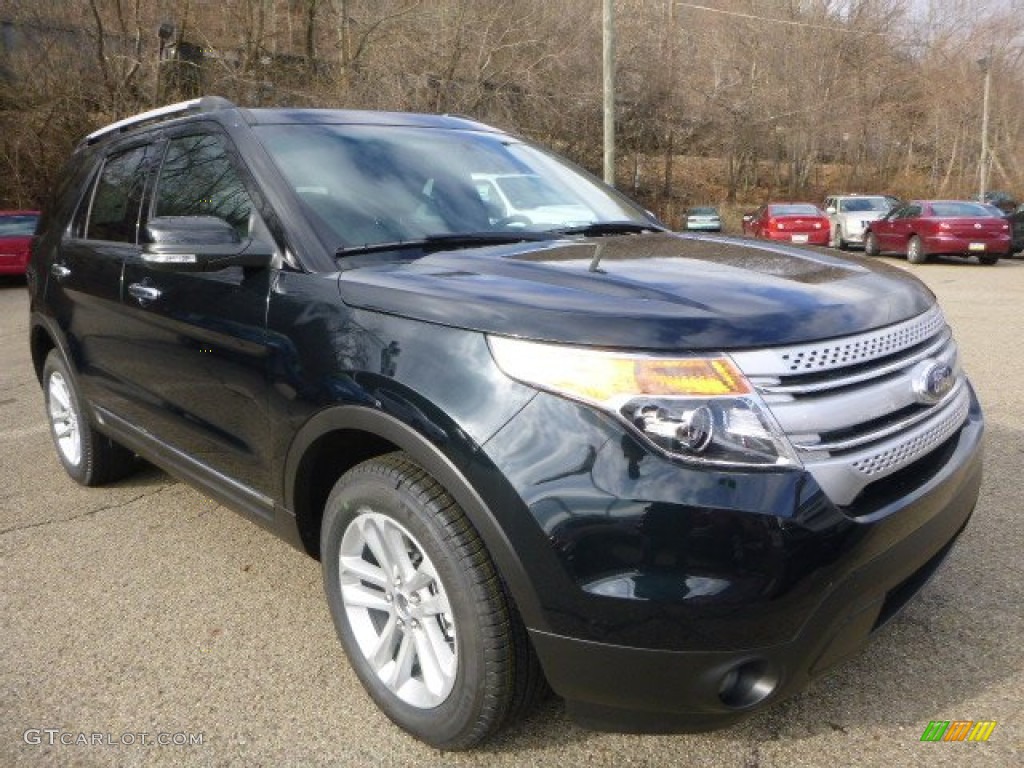 2015 Explorer XLT 4WD - Dark Side / Medium Light Stone photo #2