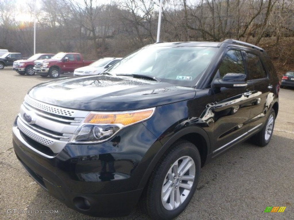 2015 Explorer XLT 4WD - Dark Side / Medium Light Stone photo #4
