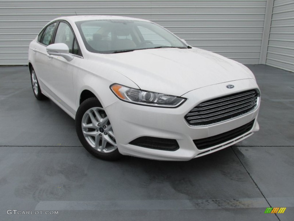 2015 Fusion SE - White Platinum Metallic / Dune photo #2