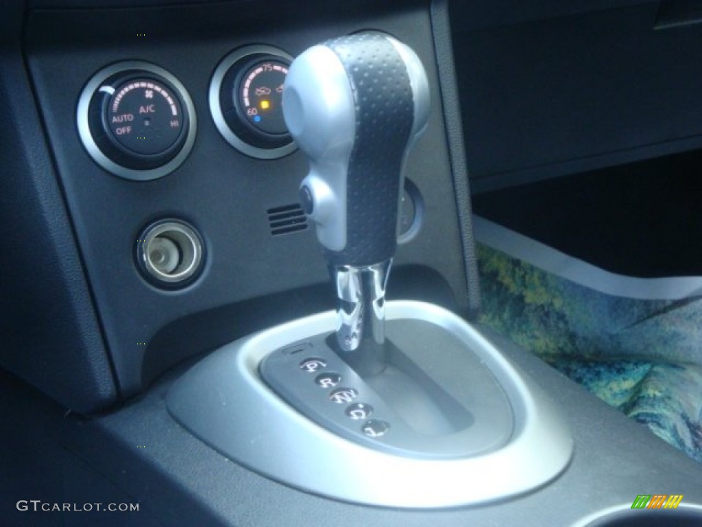 2011 Rogue SV AWD - Silver Ice Metallic / Black photo #21