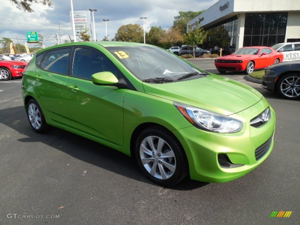 2013 Accent GS 5 Door - Electrolyte Green / Black photo #11