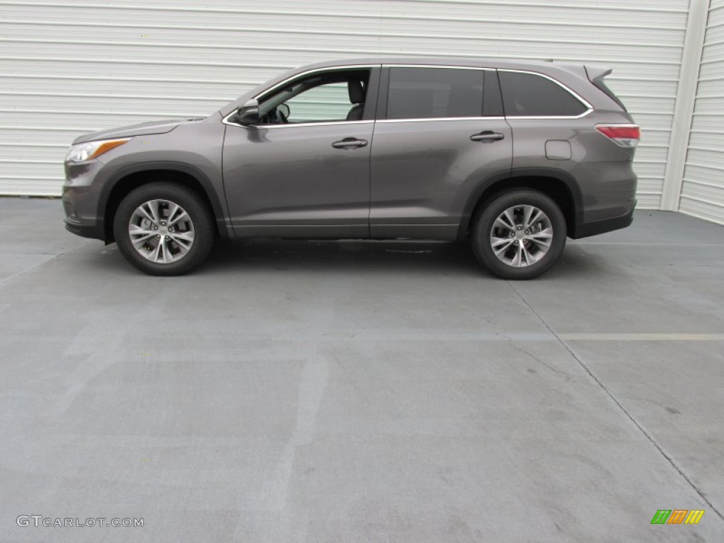 Predawn Gray Mica 2015 Toyota Highlander LE Exterior Photo #100289556