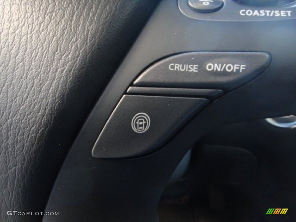 2015 Infiniti QX60 3.5 AWD Controls Photo #100293741