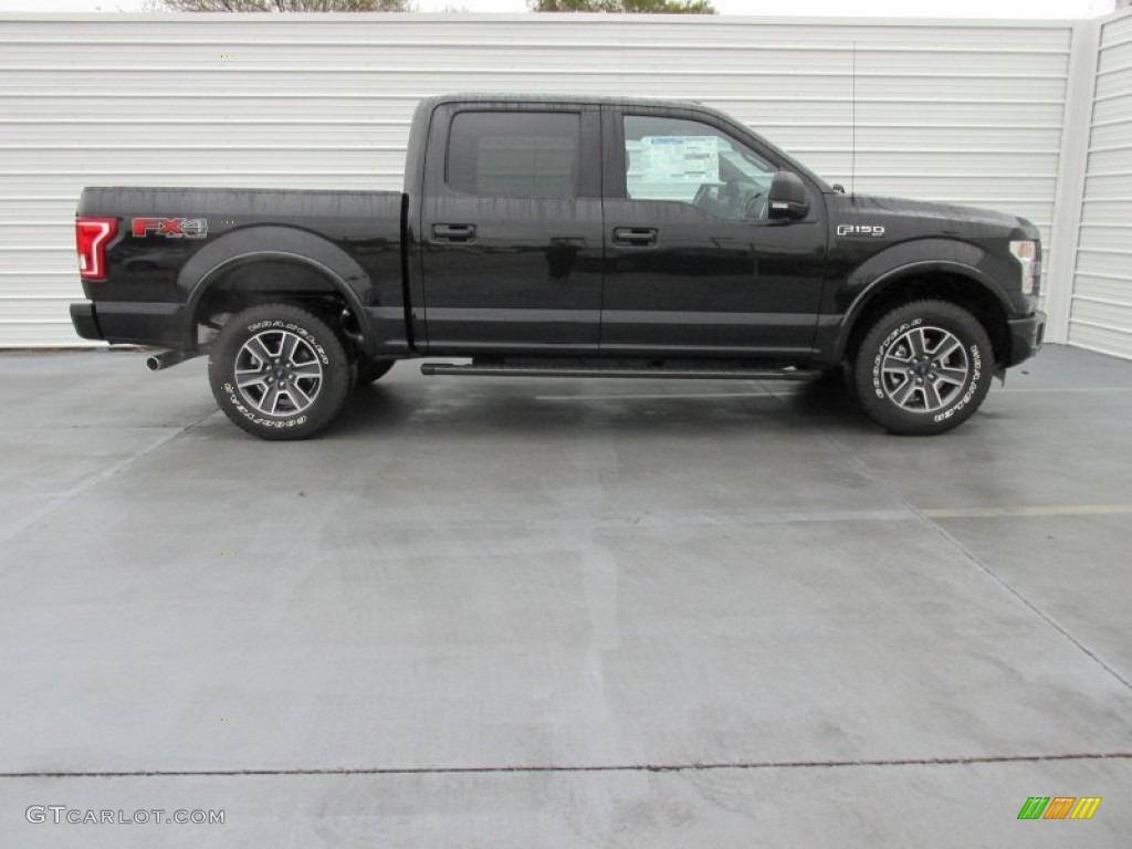 2015 F150 XLT SuperCrew 4x4 - Tuxedo Black Metallic / Black photo #3