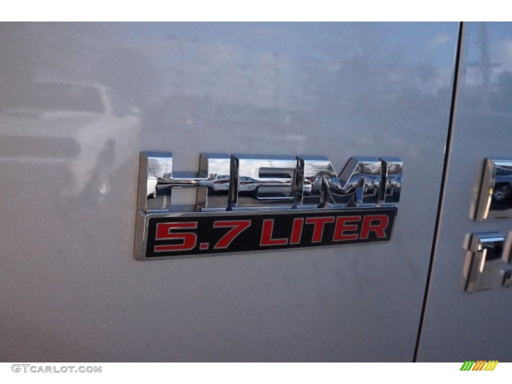 2015 1500 Sport Quad Cab - Bright Silver Metallic / Black photo #6