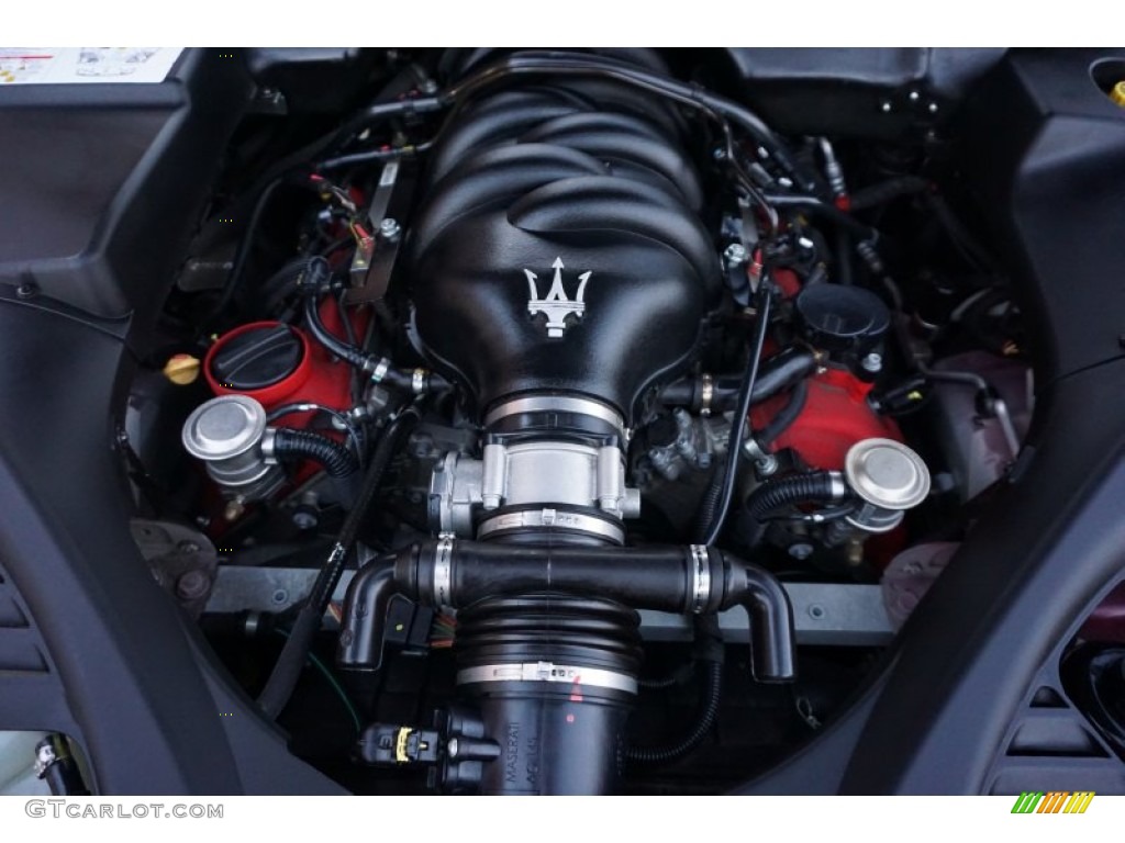 2009 Maserati Quattroporte S Engine Photos
