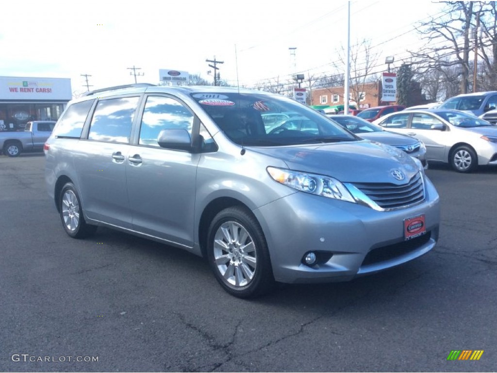 2011 Sienna XLE AWD - Silver Sky Metallic / Light Gray photo #3