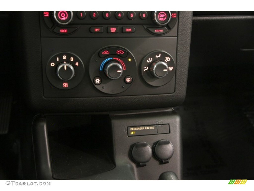 2006 G6 V6 Sedan - Granite Metallic / Ebony photo #9