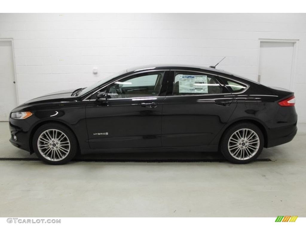 2014 Fusion Hybrid SE - Tuxedo Black / Dune photo #1