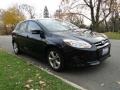 Tuxedo Black - Focus SE Hatchback Photo No. 2