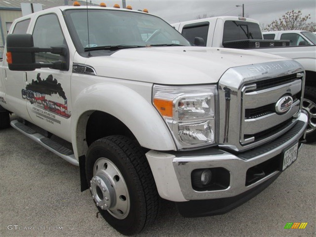 2015 F450 Super Duty Lariat Crew Cab 4x4 - Oxford White / Adobe photo #2