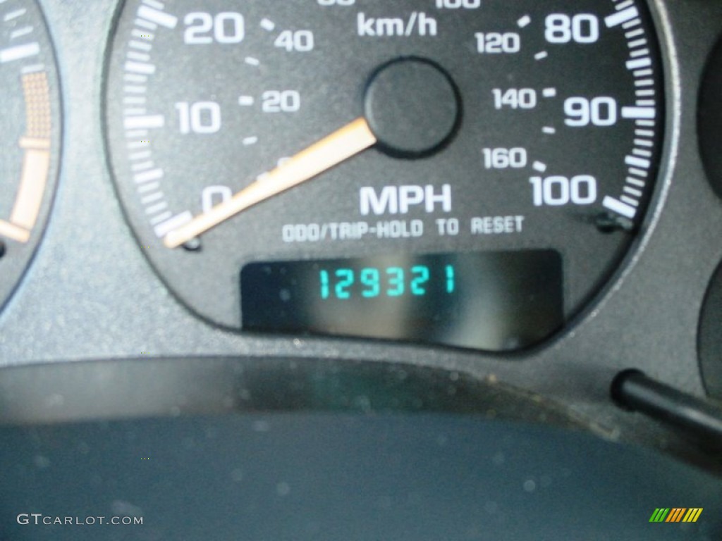 2002 S10 LS Crew Cab 4x4 - Summit White / Graphite photo #7