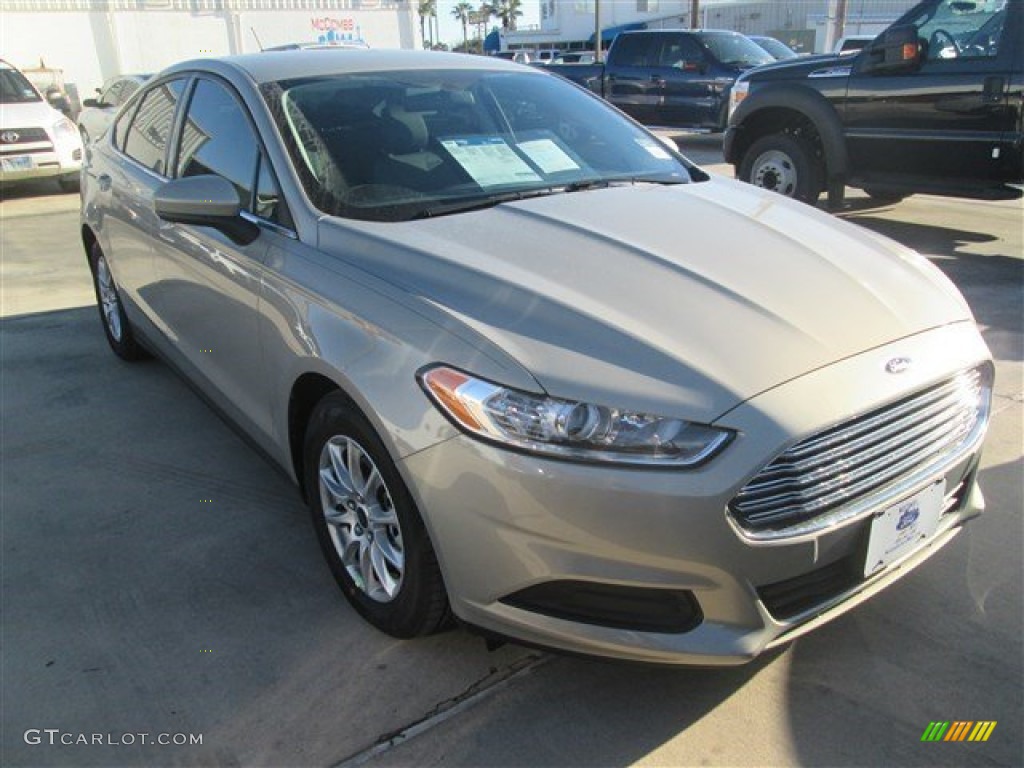 2015 Fusion S - Tectonic Silver Metallic / Earth Gray photo #1