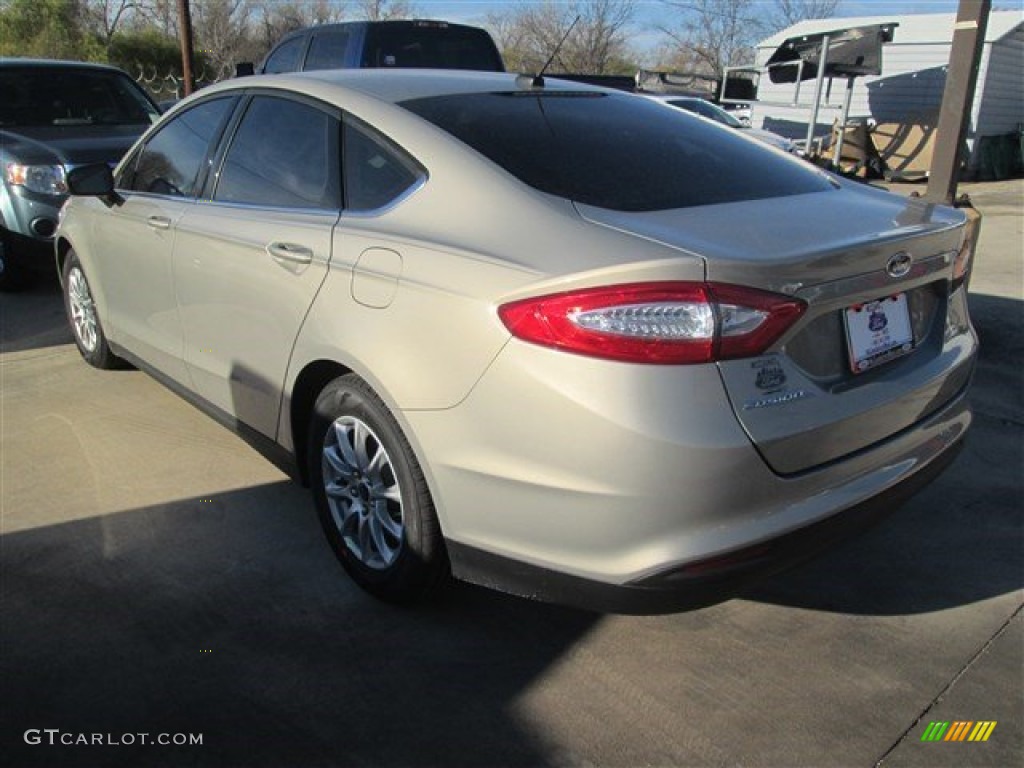 2015 Fusion S - Tectonic Silver Metallic / Earth Gray photo #5